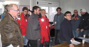 L'heure de vérité...au moment de l'annonce des classements. Il y a toujours moyen de "refaire la course" par les commentaires